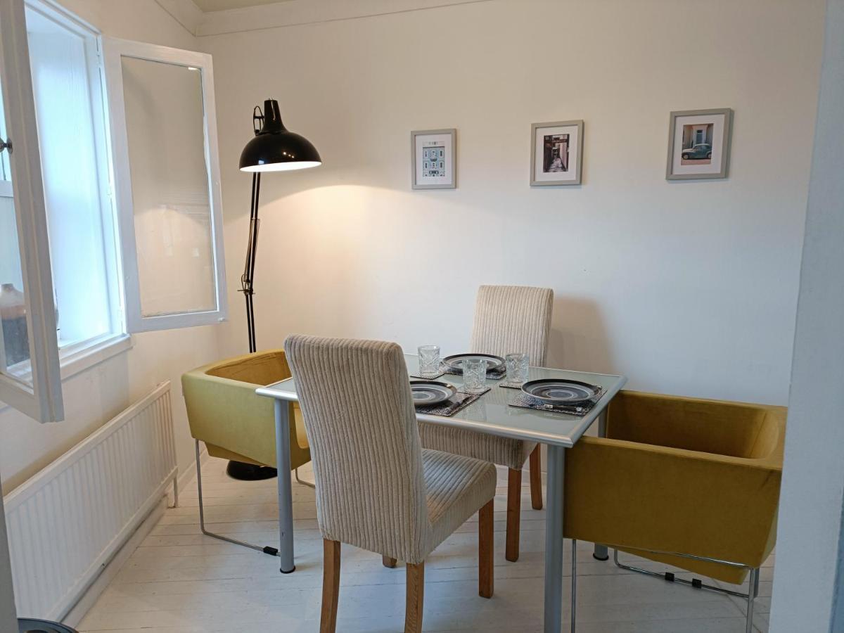 2 Bed Functional House Close To Manor Park Train Station Londres Exterior foto